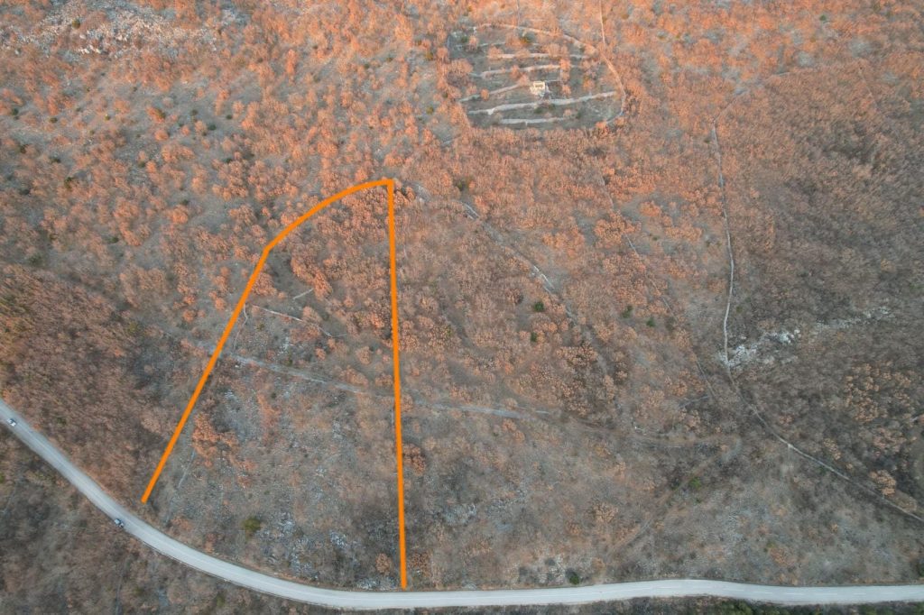 Attractive land Crveno jezero, 5100m2 Imotski – 6