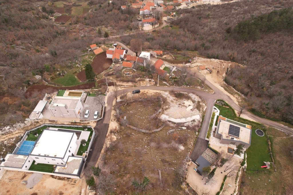 Attractive building plot, Zagvozd, 1442 m2 – 3