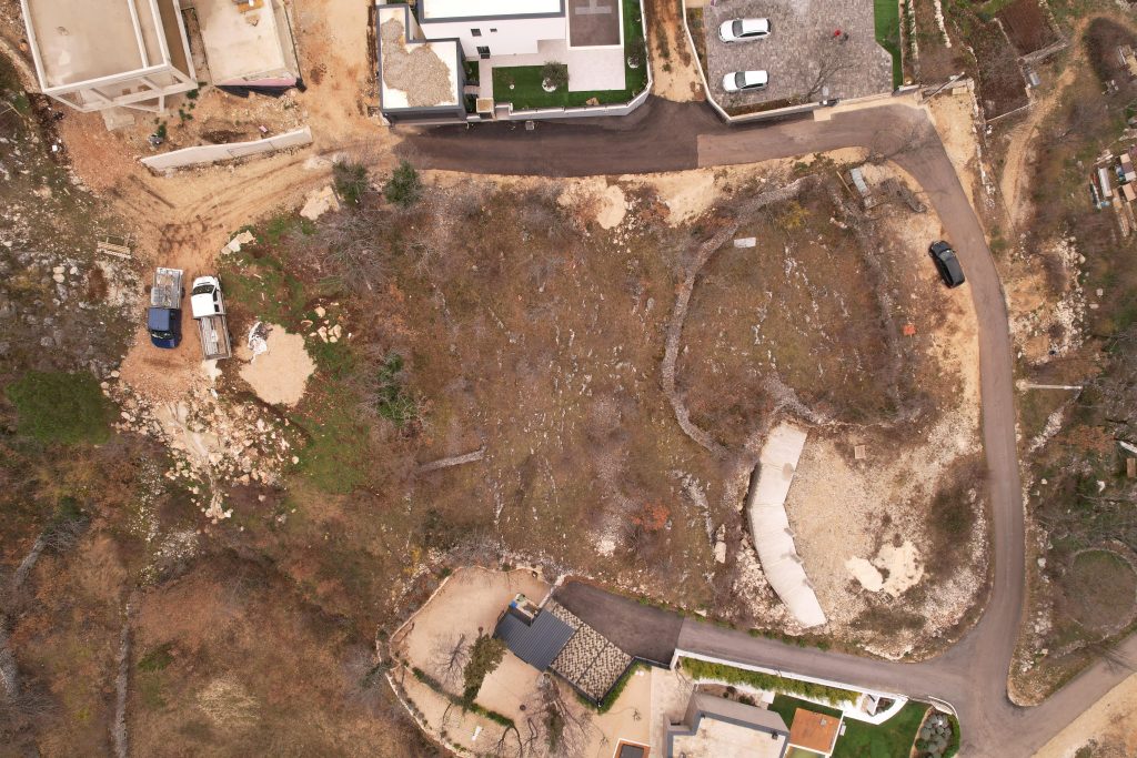 Attractive building plot, Zagvozd, 1442 m2 – 9