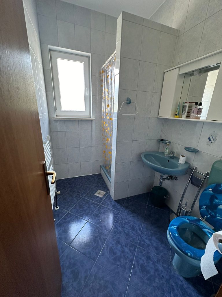 Villa with a large yard, 250m to the sea! – 9