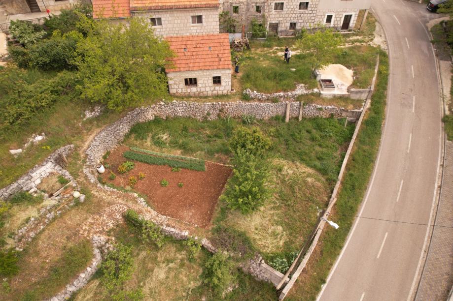House: Dolića Draga, 30.00 m2 + yard 100m2 – 1