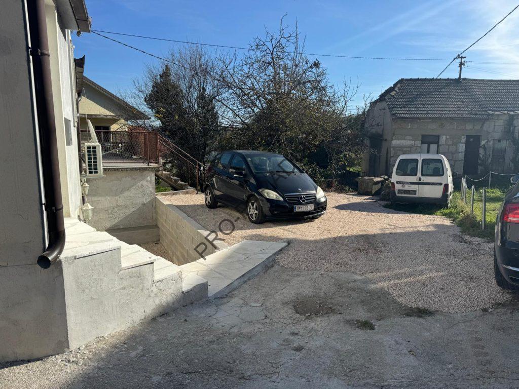 Kuća: Runović, 207.00 m2, prodaja – 6