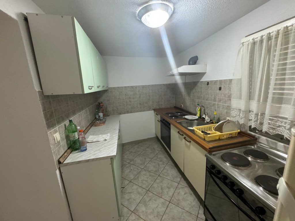 House: Runović, 70.00 m2, for sale – 12