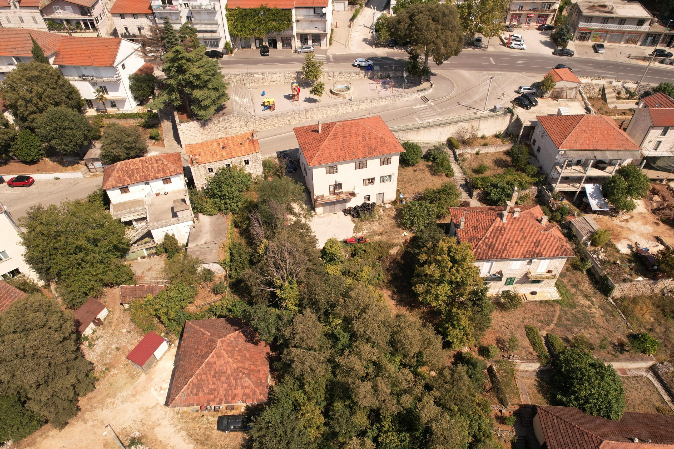 House + yard 500m2 + forest 1332m2, ideal location – Imotski – 5