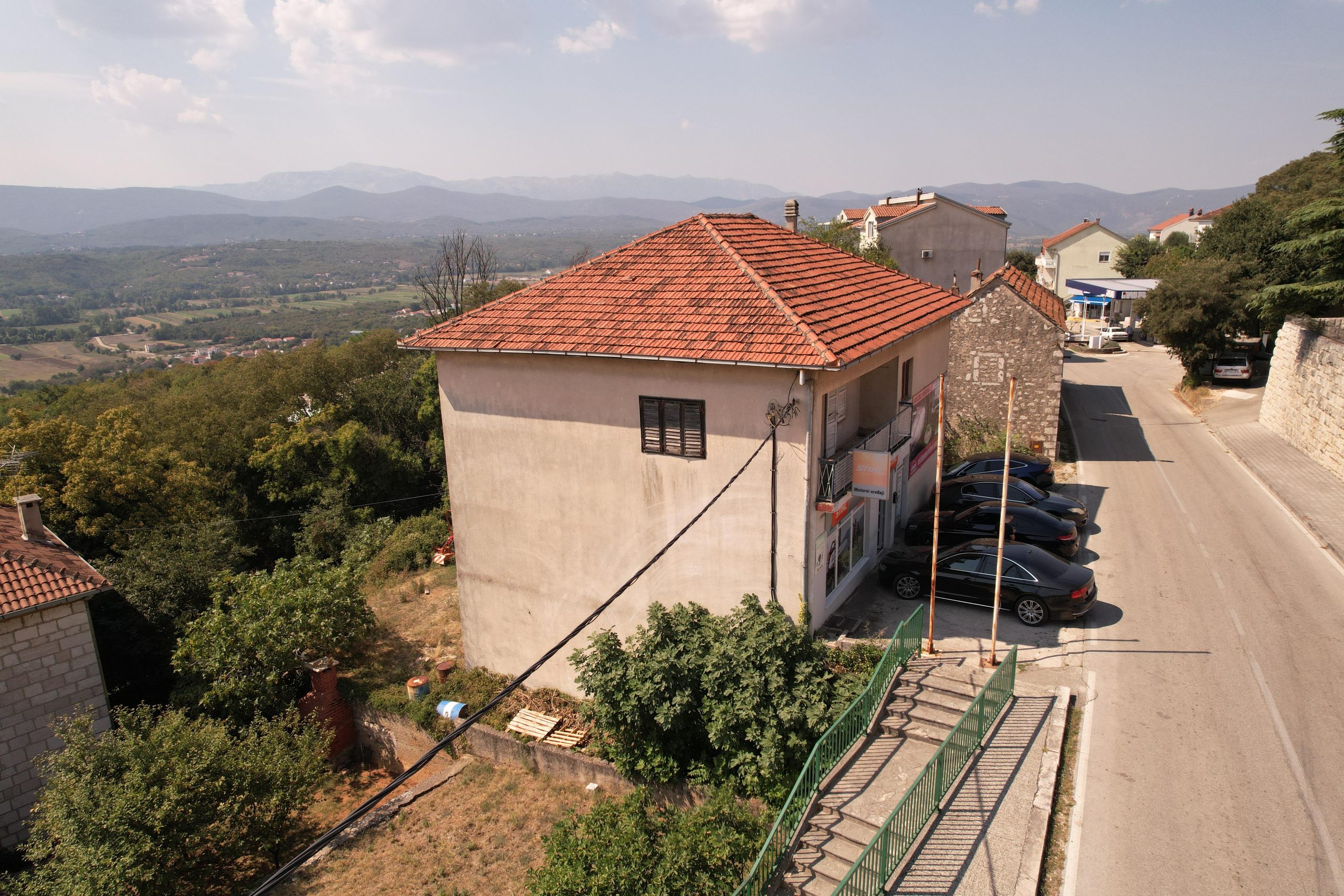 House + yard 500m2 + forest 1332m2, ideal location – Imotski – 11