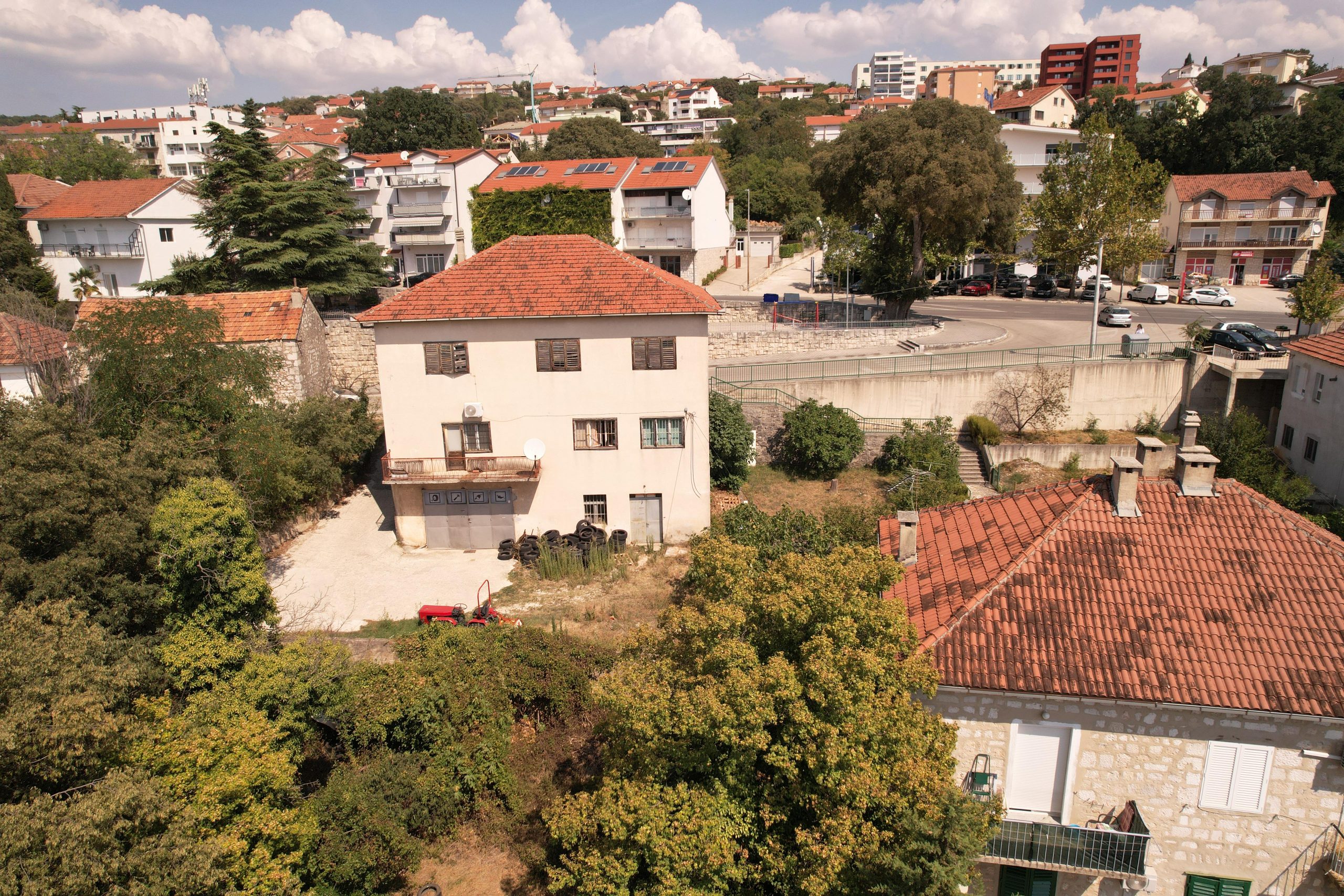 House + yard 500m2 + forest 1332m2, ideal location – Imotski – 3