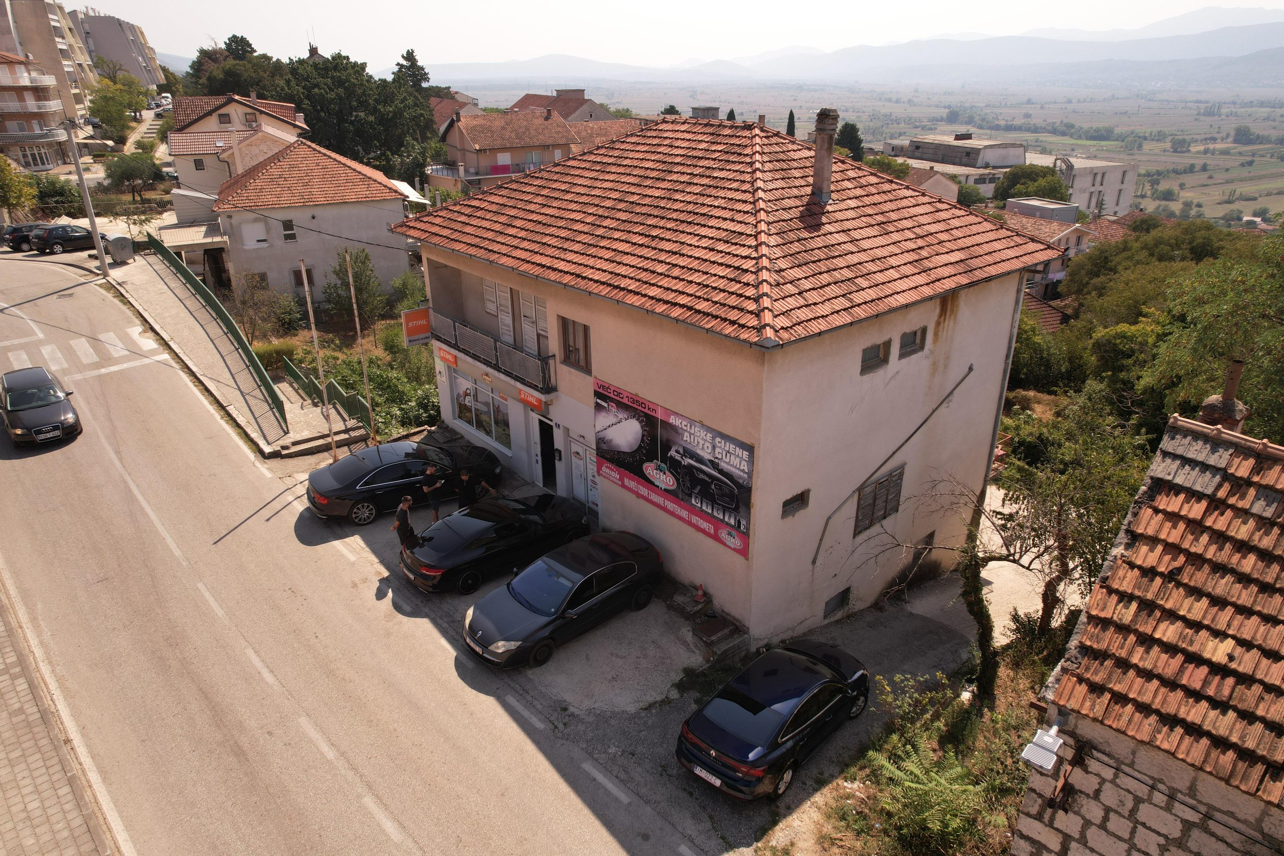 House + yard 500m2 + forest 1332m2, ideal location – Imotski – 15