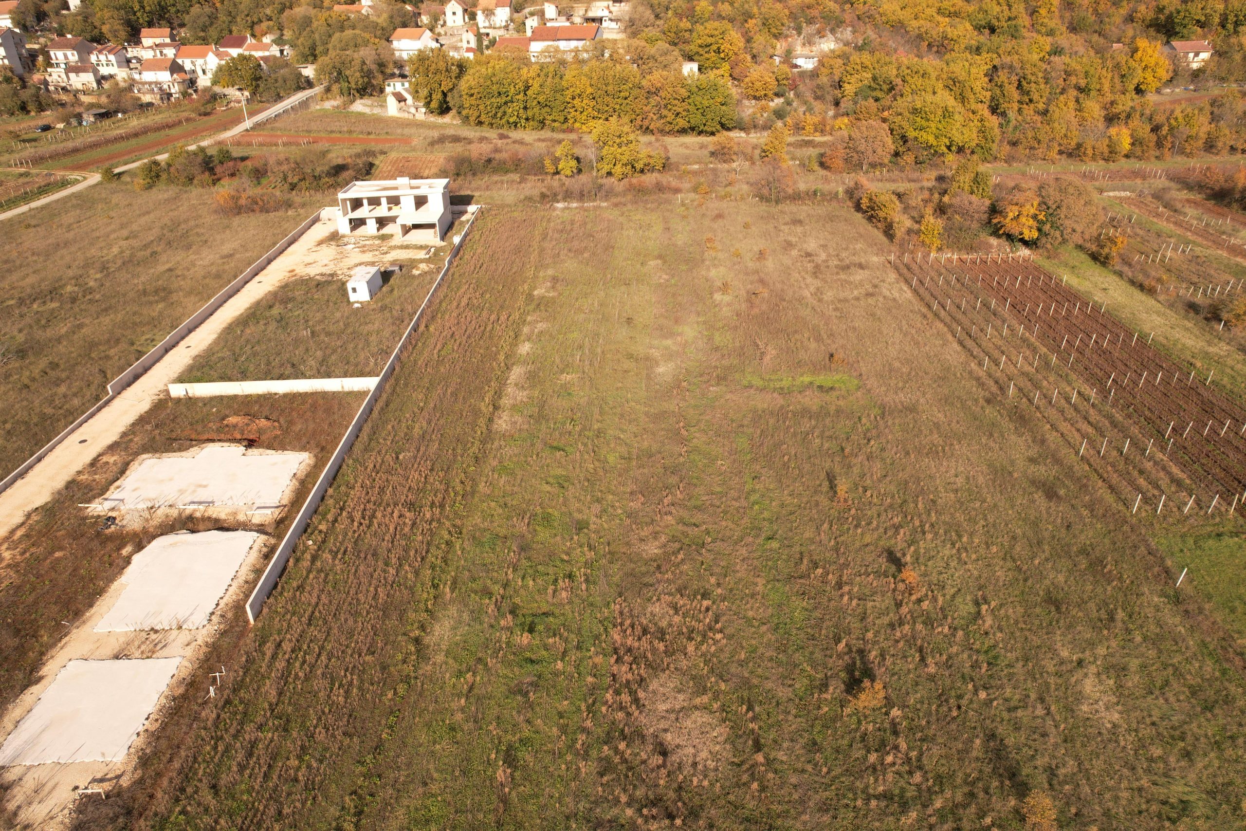 Atraktivno građevinsko zemljište 1336m2, Postranje – Proložac – 3