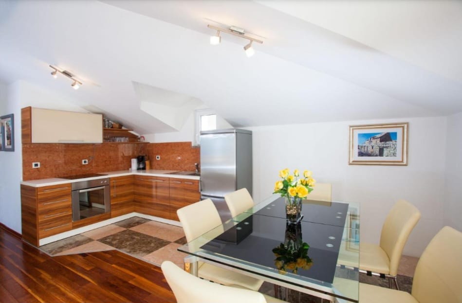 Atraktivan stan (penthouse) Makarska + parkirno mjesto – 3