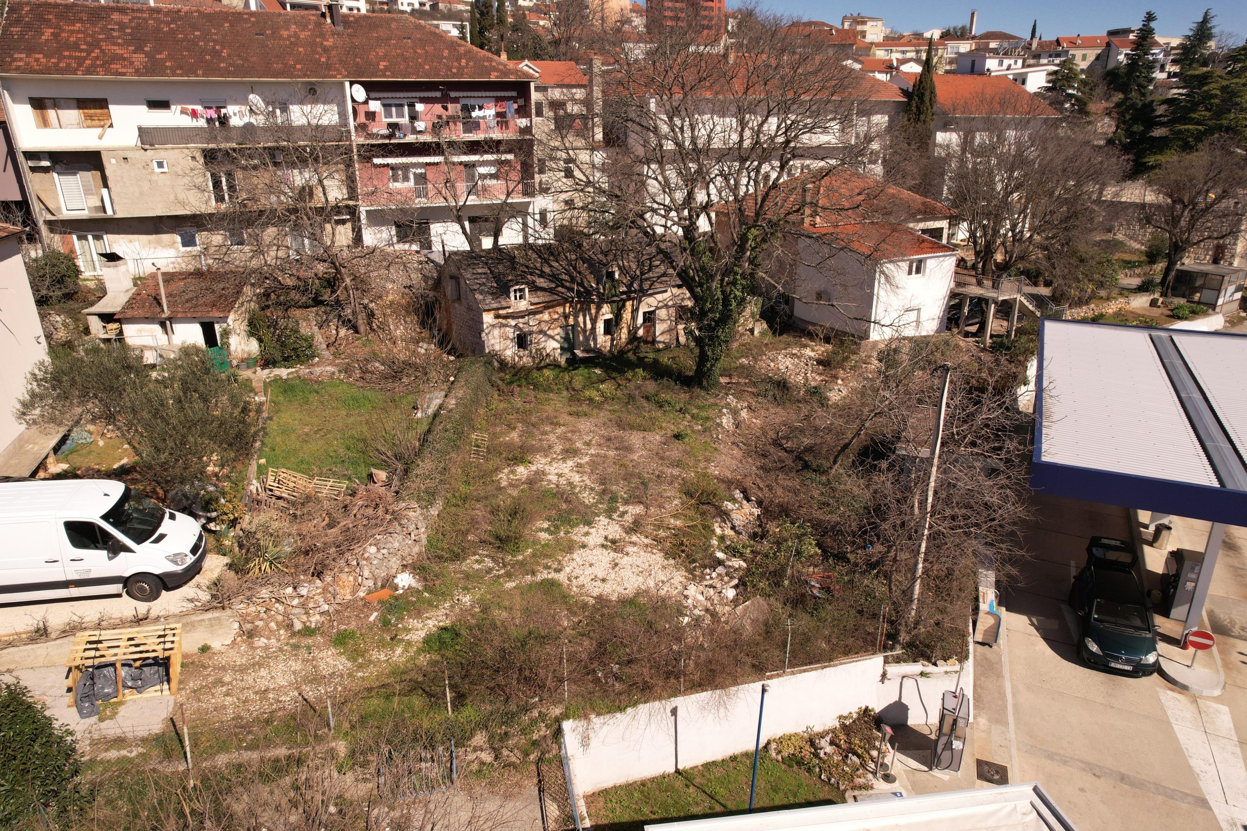 Građevinsko zemljište 800m2, s objektom od 95m! Centar, Imotski – 4