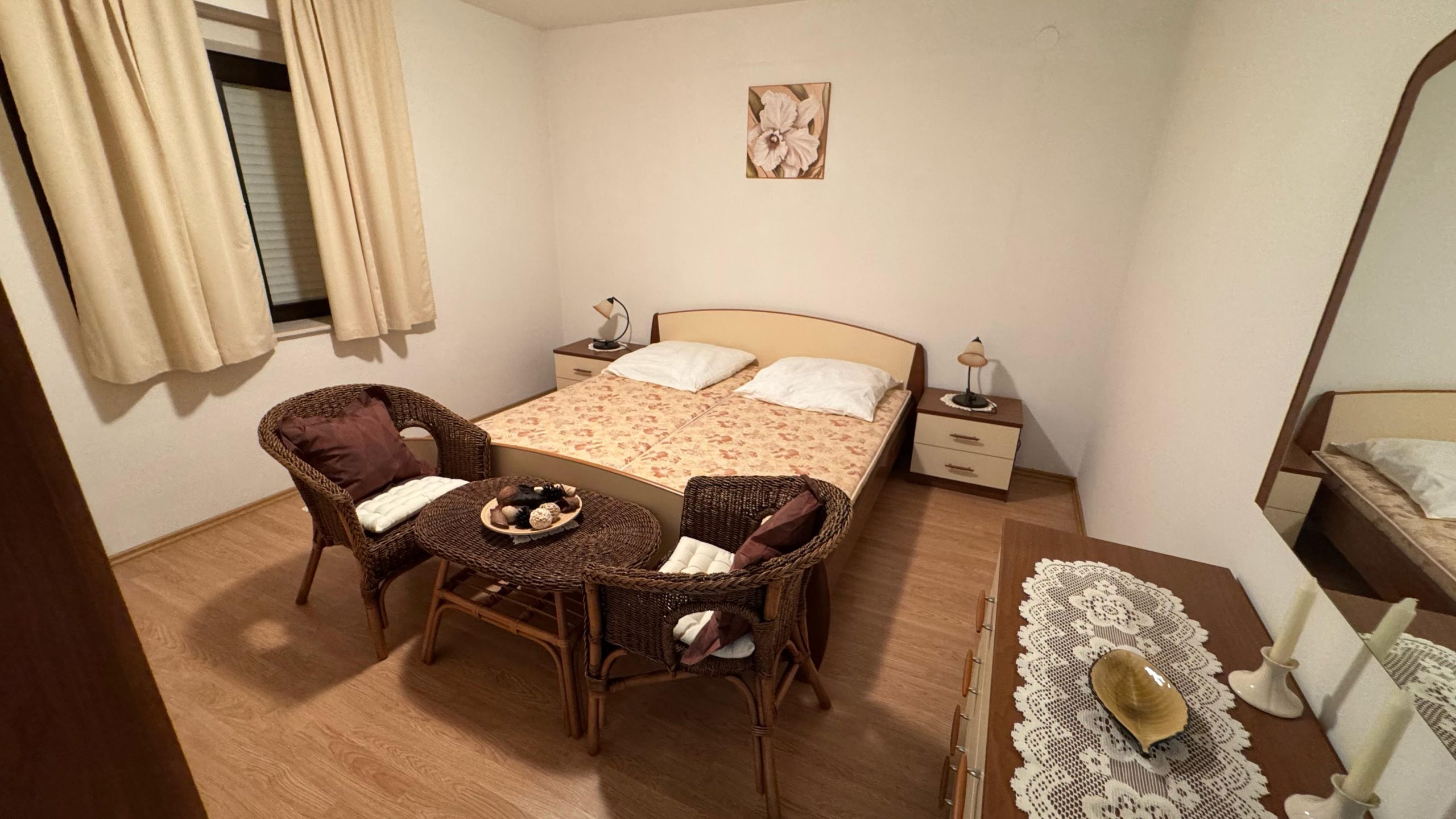 Kuća na atraktivnoj lokaciji (2 stana), Sveti Filip i Jakov, 408.00 m2 – 15