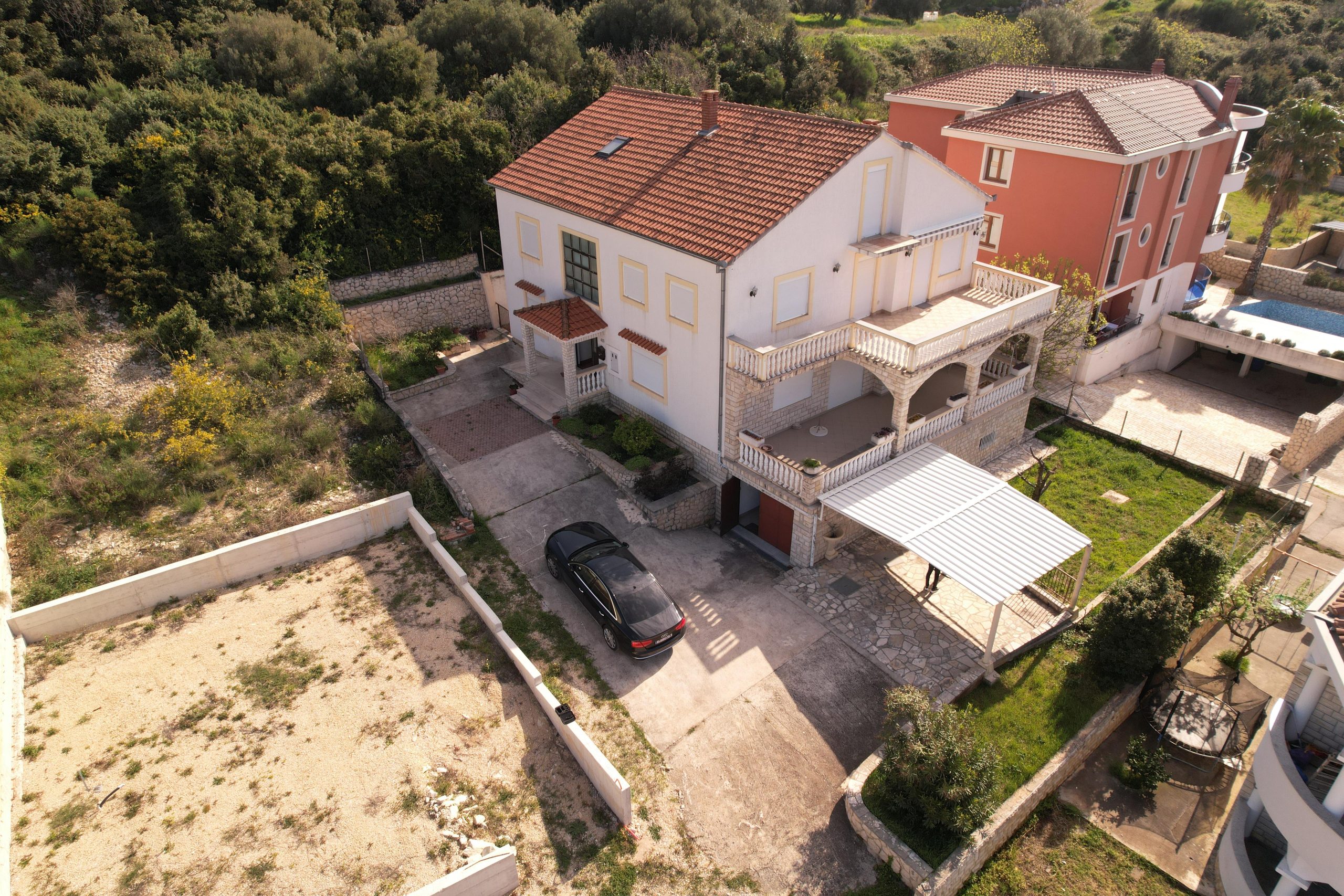 Kuća na atraktivnoj lokaciji (2 stana), Sveti Filip i Jakov, 408.00 m2 – 3