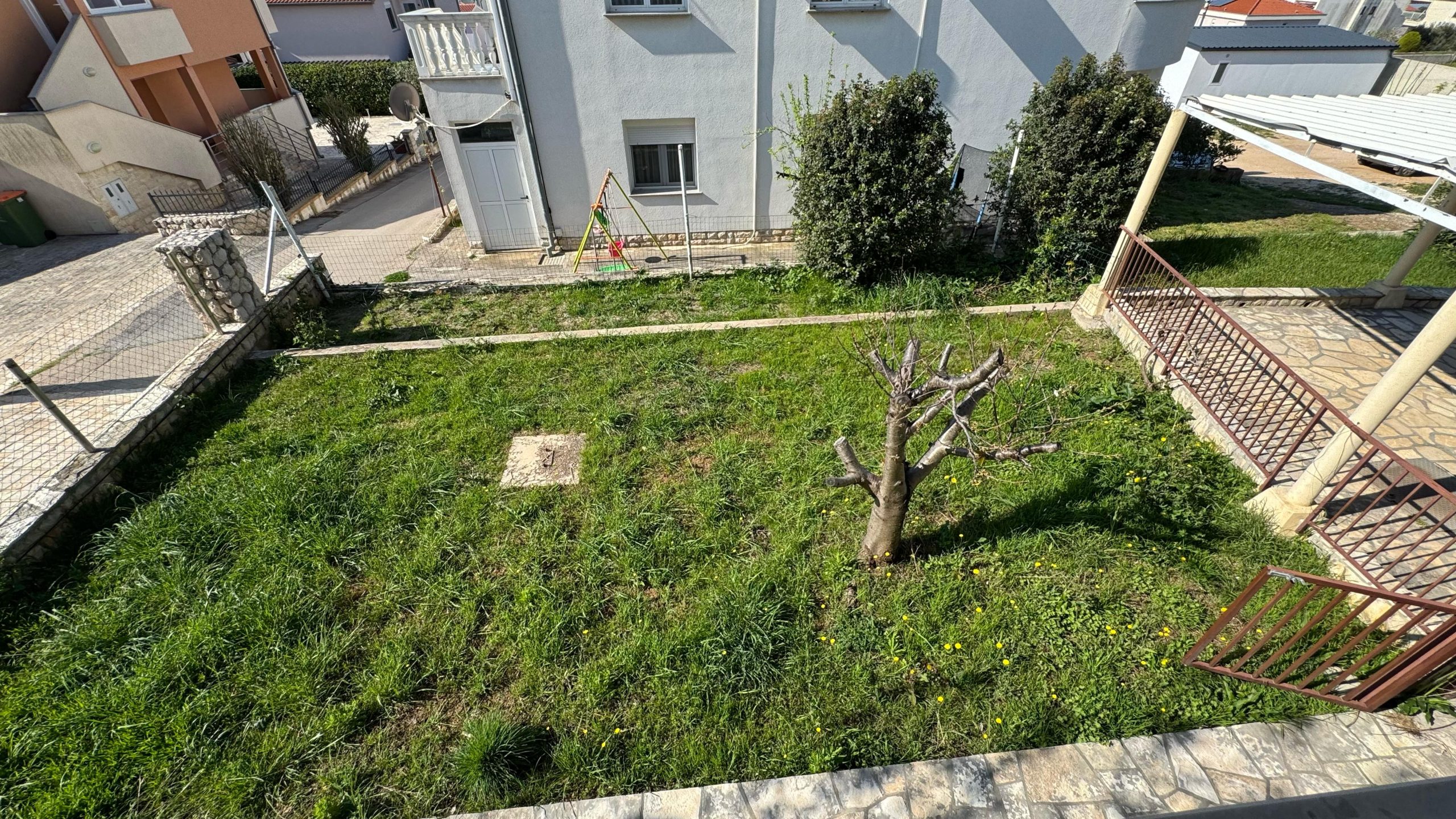 Kuća na atraktivnoj lokaciji (2 stana), Sveti Filip i Jakov, 408.00 m2 – 11