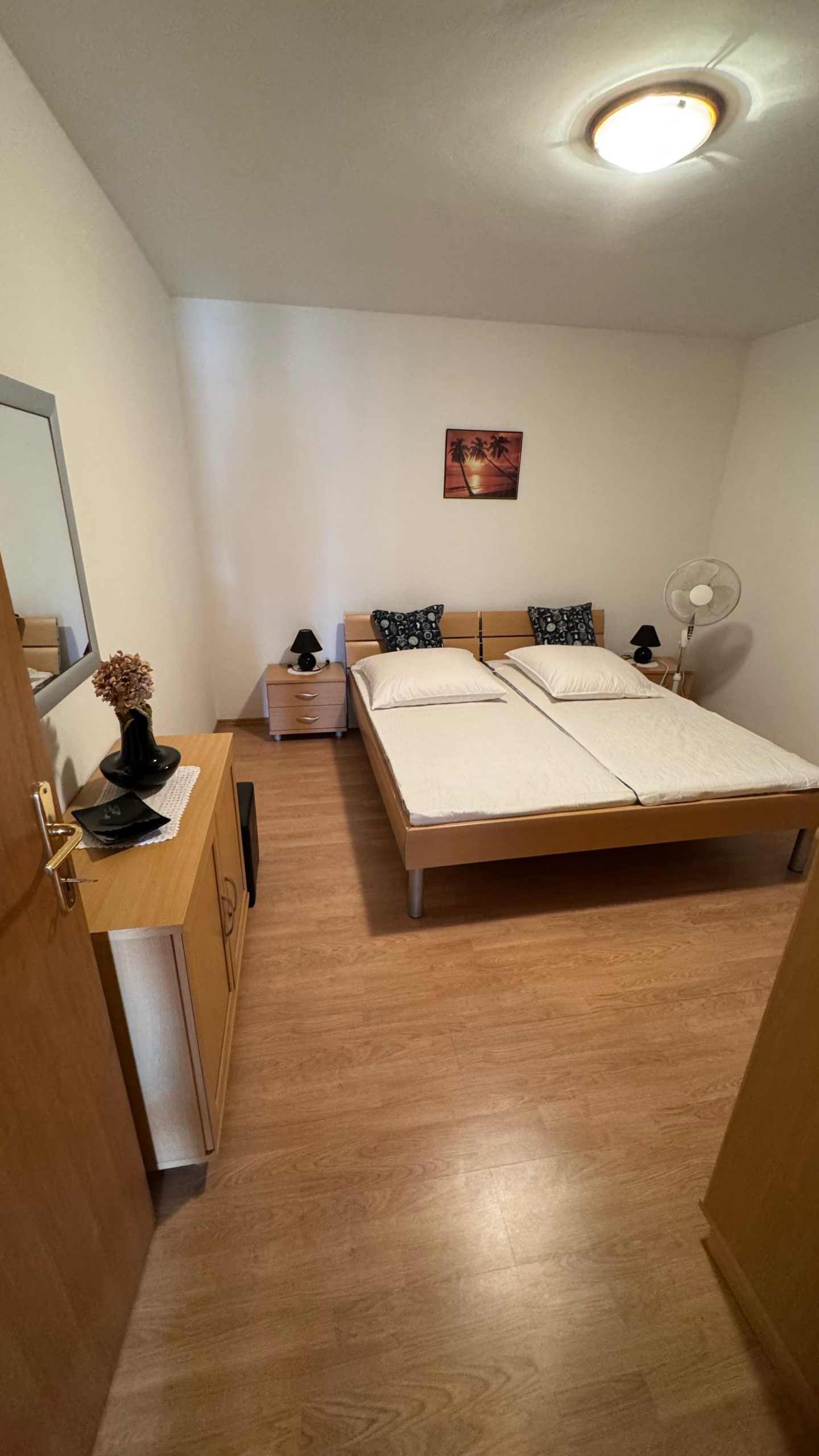 Kuća na atraktivnoj lokaciji (2 stana), Sveti Filip i Jakov, 408.00 m2 – 21