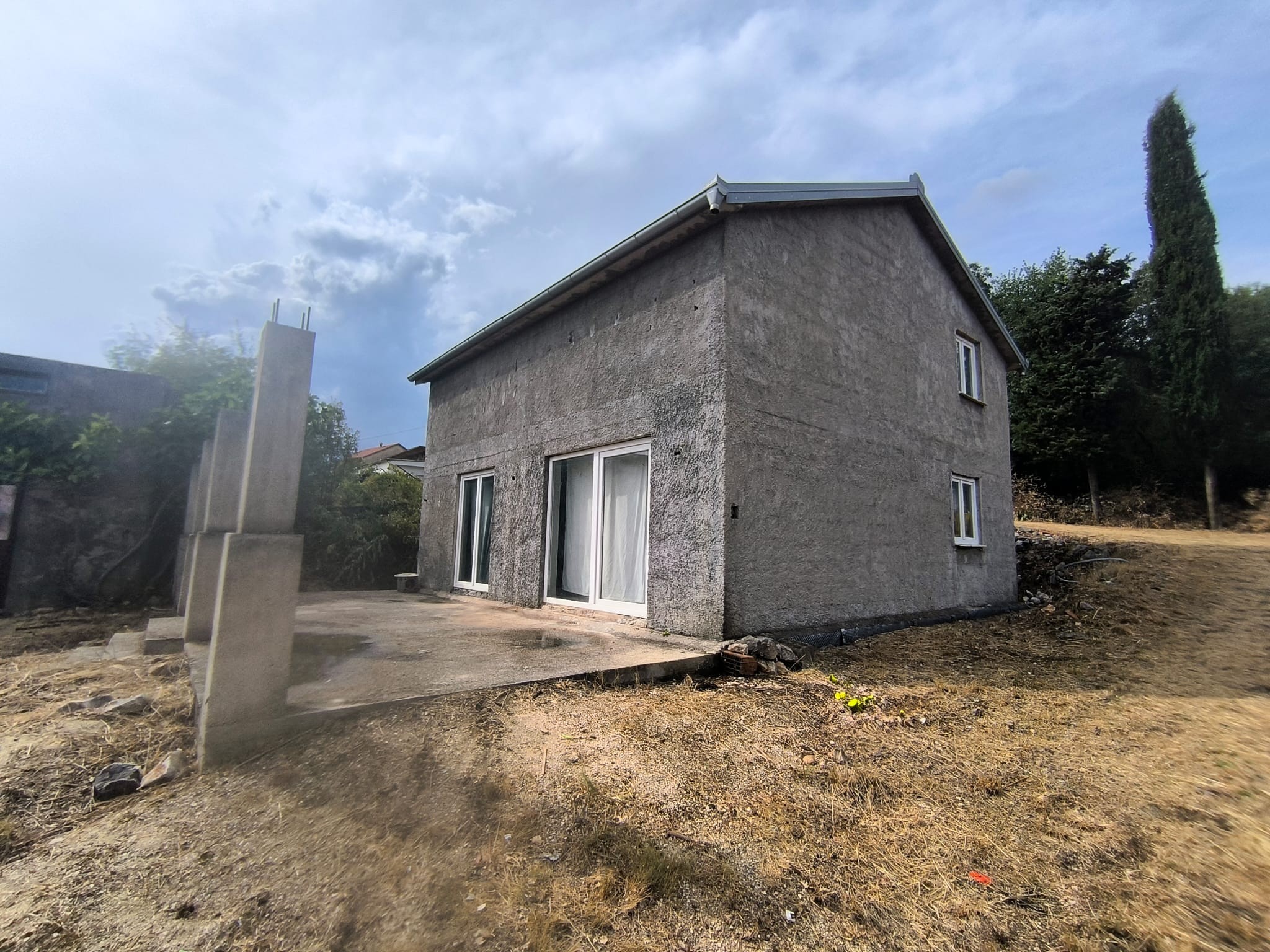 Kuća na odličnoj lokaciji (140m2) sa prostranim dvorištem (1196m2) – Imotski – 3