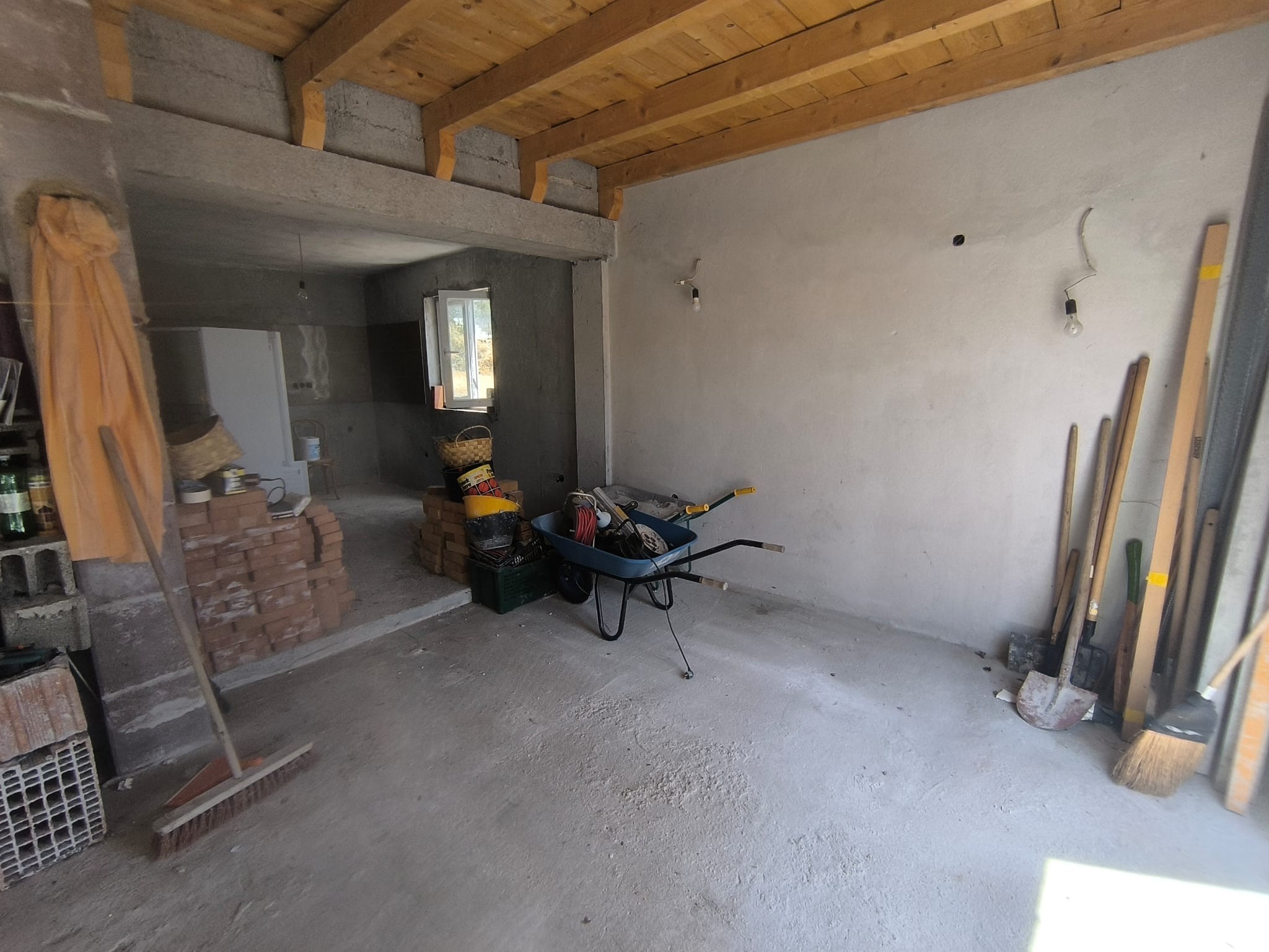 Kuća na odličnoj lokaciji (140m2) sa prostranim dvorištem (1196m2) – Imotski – 10