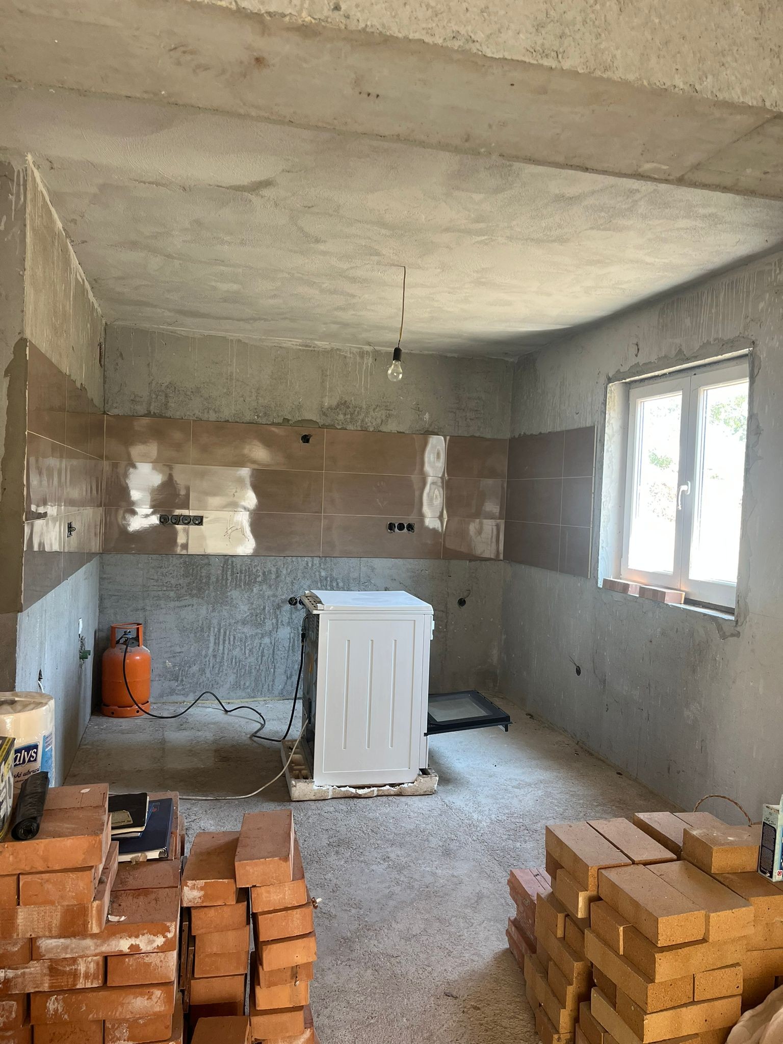 Kuća na odličnoj lokaciji (140m2) sa prostranim dvorištem (1196m2) – Imotski – 8