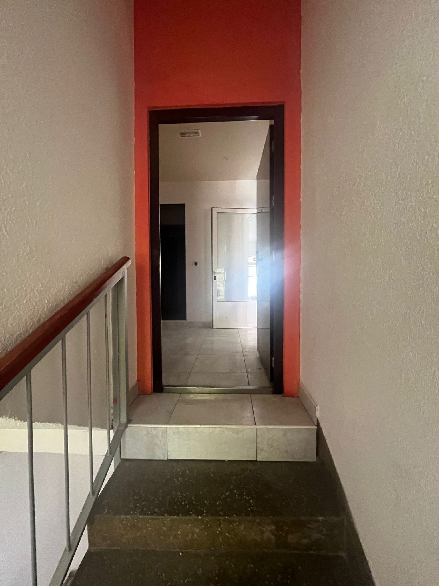 POSLOVNI PROSTOR ZA NAJAM – CENTAR IMOTSKOG, 140m2 * 2 – 5