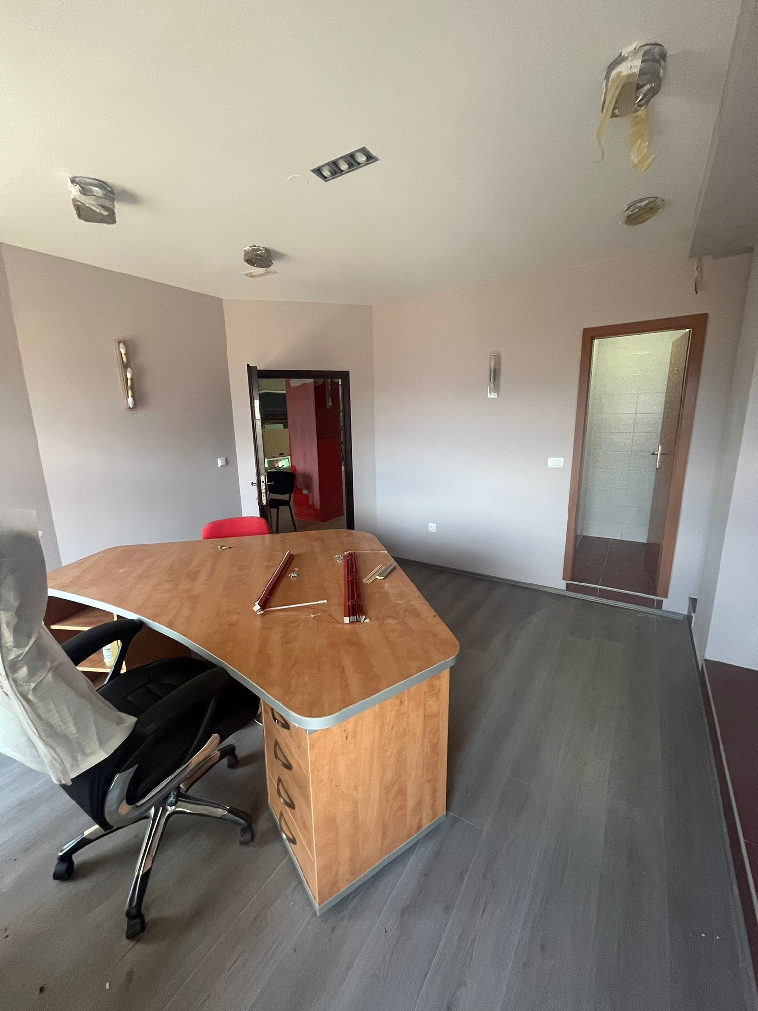 POSLOVNI PROSTOR ZA NAJAM – CENTAR IMOTSKOG, 140m2 * 2 – 14