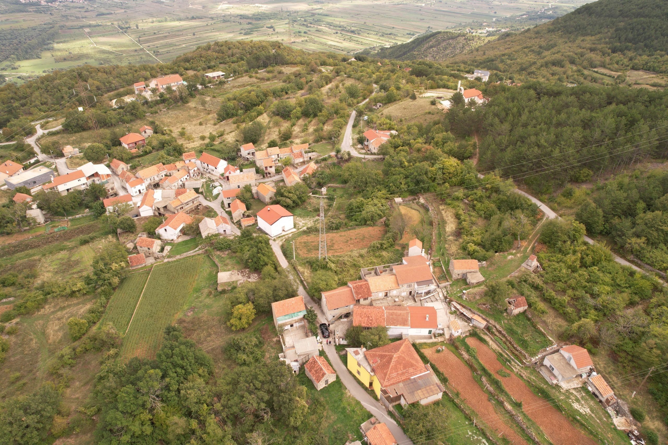 Kuća i zemljište- Lokvičići, Berinovac – 6