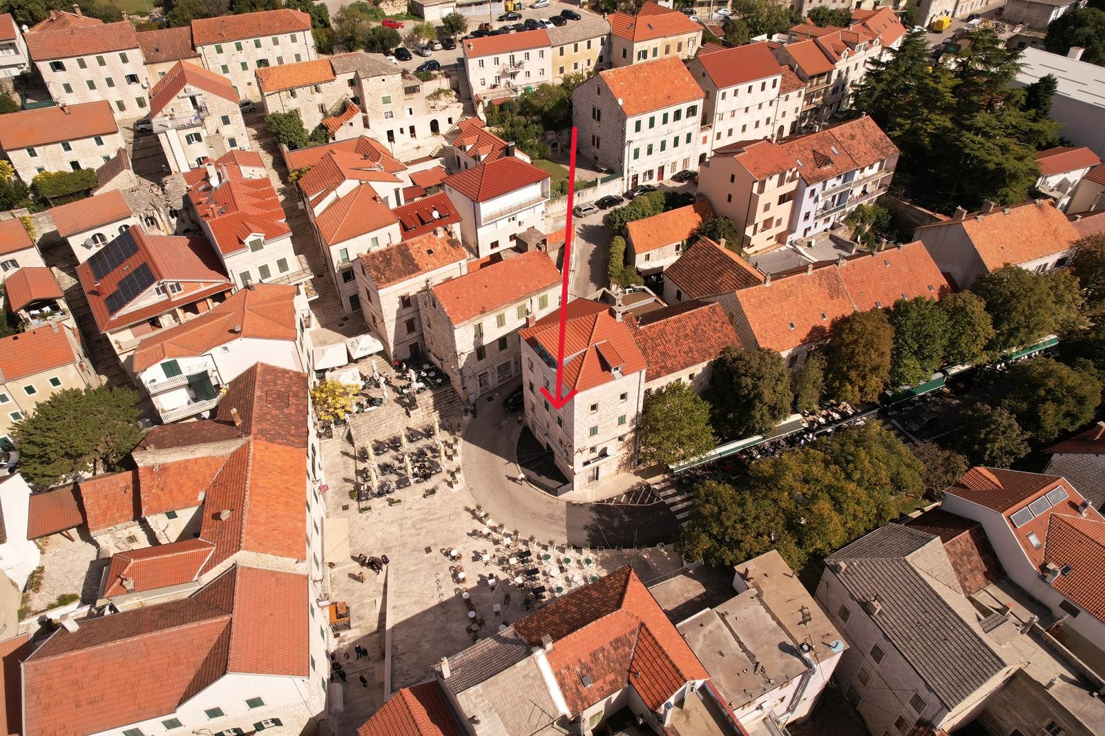 Stan, Imotski – glavni gradski trg – 14